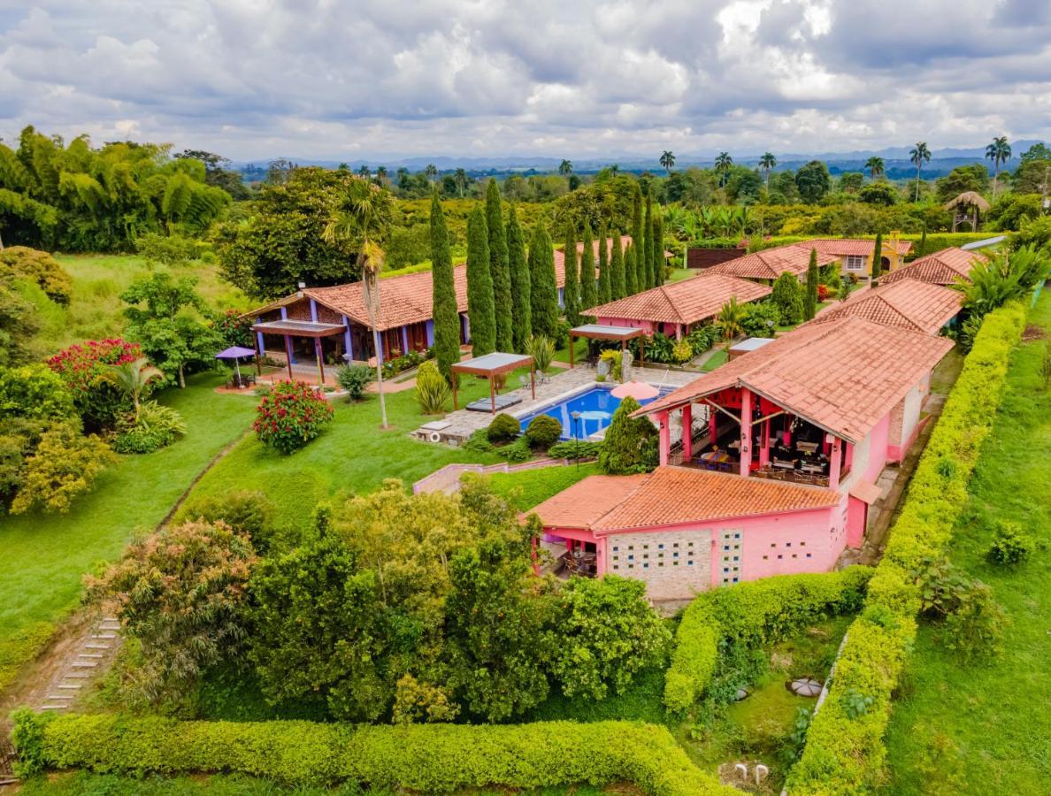 Hotel Campestre Solar De La Luna Albania  Exterior photo