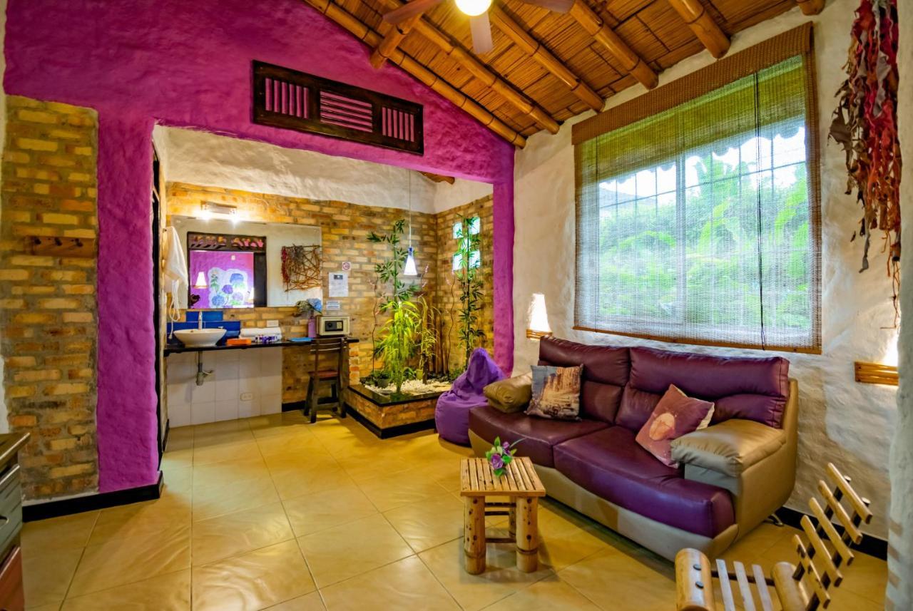 Hotel Campestre Solar De La Luna Albania  Exterior photo