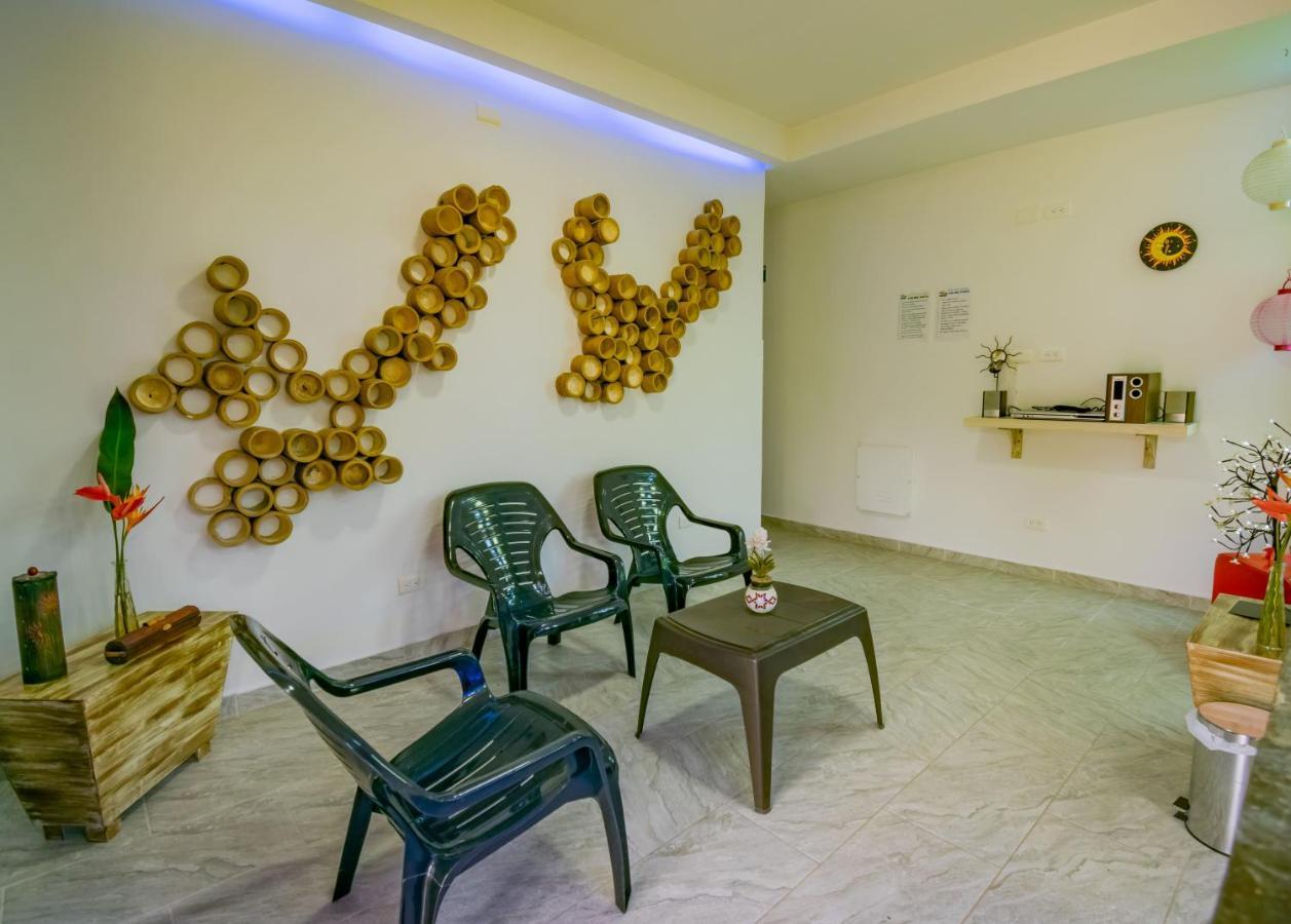 Hotel Campestre Solar De La Luna Albania  Exterior photo