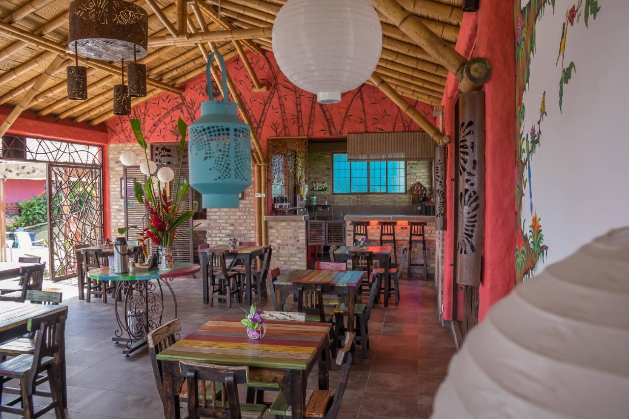 Hotel Campestre Solar De La Luna Albania  Exterior photo