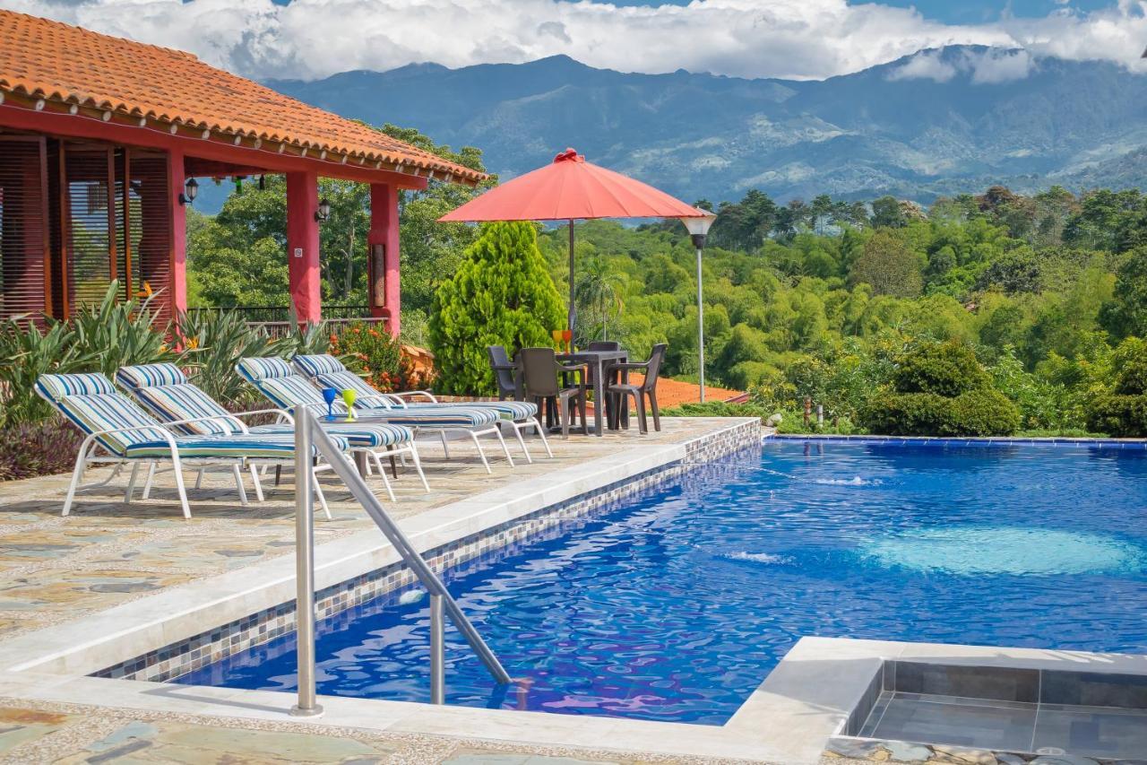 Hotel Campestre Solar De La Luna Albania  Exterior photo